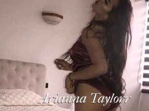 Arianna_Taylorr