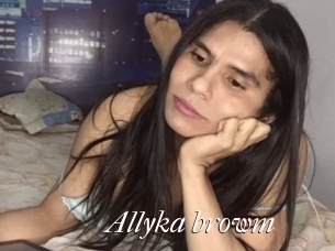 Allyka_browm