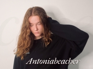 Antoniabeacher