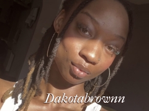 Dakotabrownn