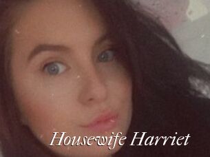 Housewife_Harriet