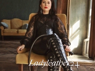 Ladyleather24