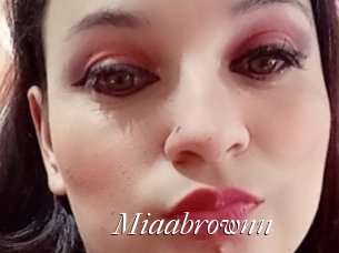 Miaabrownn