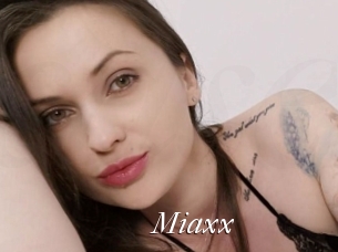 Miaxx