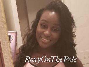 RoxyOnThePole