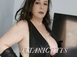 TITANIC_TITS