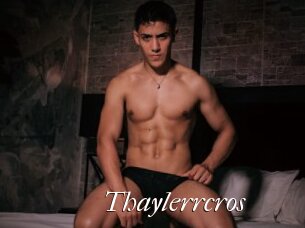 thaylerrcros Cam Sexy